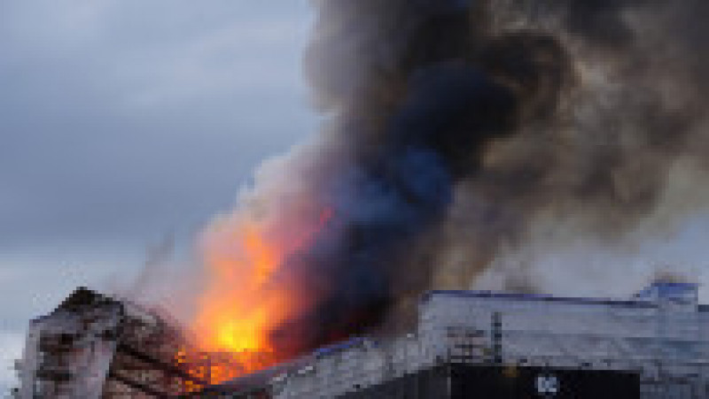 Un incendiu de proporții a izbucnit marți în centrul vechi din Copenhaga, Danemarca. FOTO: Profimedia Images | Poza 5 din 10