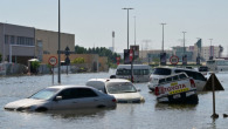 Ploile abundente au inundat mai multe zone din Dubai. FOTO: Profimedia Images | Poza 42 din 46