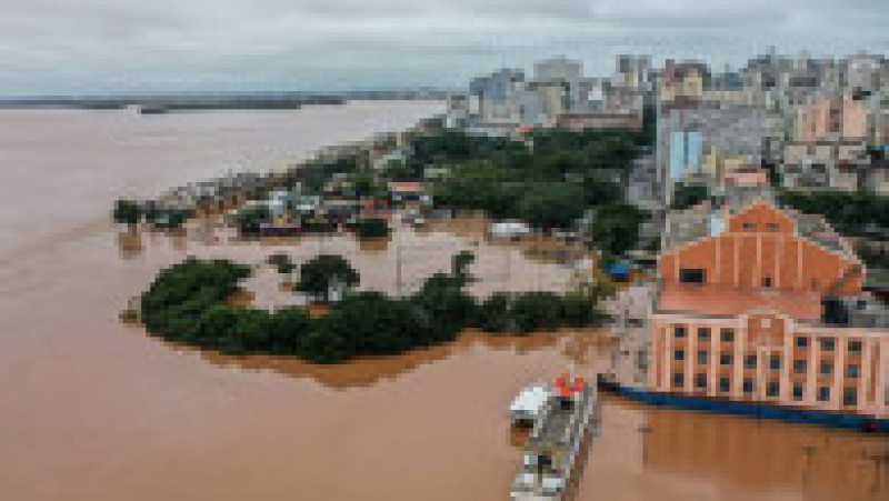 Cel puţin 57 de oameni au murit şi alți 373 sunt dați dispăruți după ce ploi torenţiale şi inundaţii au afectat, în această săptămână, statul brazilian Rio Grande do Sul, FOTO: Profimedia Images | Poza 12 din 24