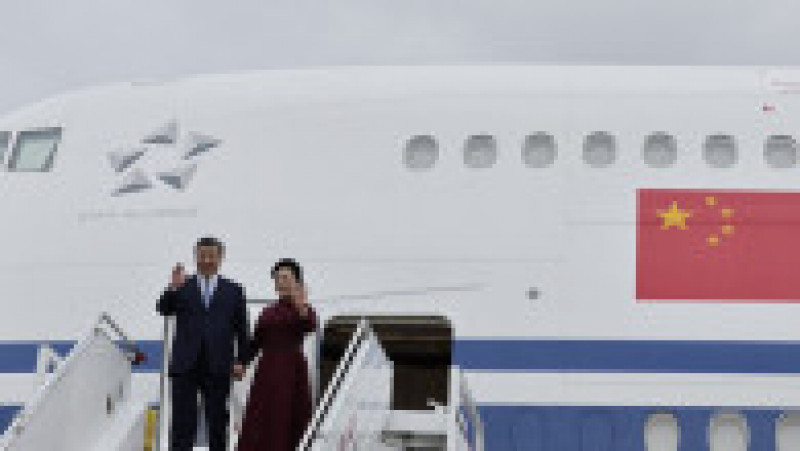 Preşedintele Chinei, Xi Jinping, a sosit duminică la Paris. FOTO: Profimedia Images | Poza 2 din 7