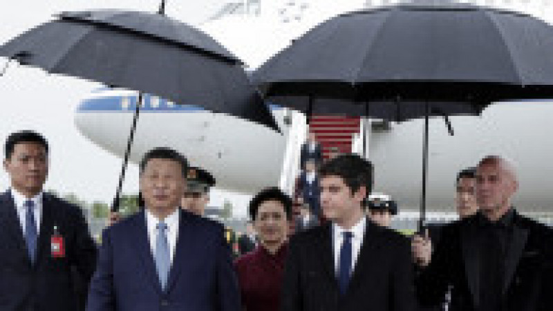 Preşedintele Chinei, Xi Jinping, a sosit duminică la Paris. FOTO: Profimedia Images | Poza 7 din 7