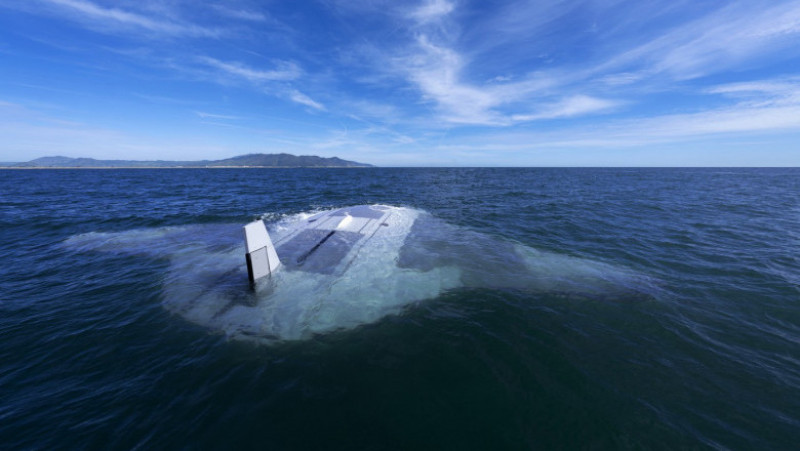 Cel mai nou model de
dronă subacvatică dezvoltată de americani este Manta Ray. Foto: Profimedia Images
