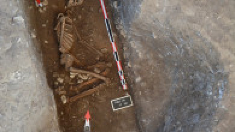 Morminte din Epoca Bronzului descoperite pe un câmp din Prahova. Sursa foto: Muzeul Judetean de Istorie si Arheologie Prahova | Poza 16 din 33