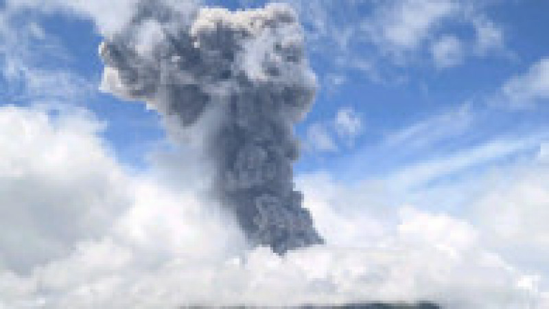 Vulcanul Ibu a erupt sâmbătă pe insula Halmahera, în estul Indoneziei. FOTO: Profimedia Images | Poza 6 din 6