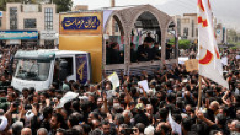 Ebrahim Raisi a fost înmormântat joi în oraşul său natal, Mashhad. FOTO: Profimedia Images | Poza 2 din 12