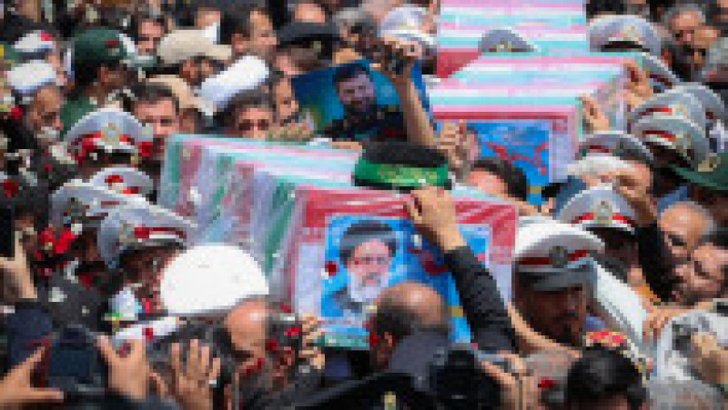 Ebrahim Raisi a fost înmormântat joi în oraşul său natal, Mashhad. FOTO: Profimedia Images | Poza 3 din 12