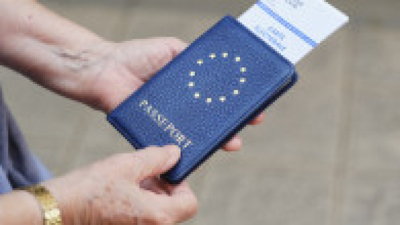 Document de identificare pentru alegerile europarlamentare, Franța. Foto: Profimedia Images | Poza 22 din 25