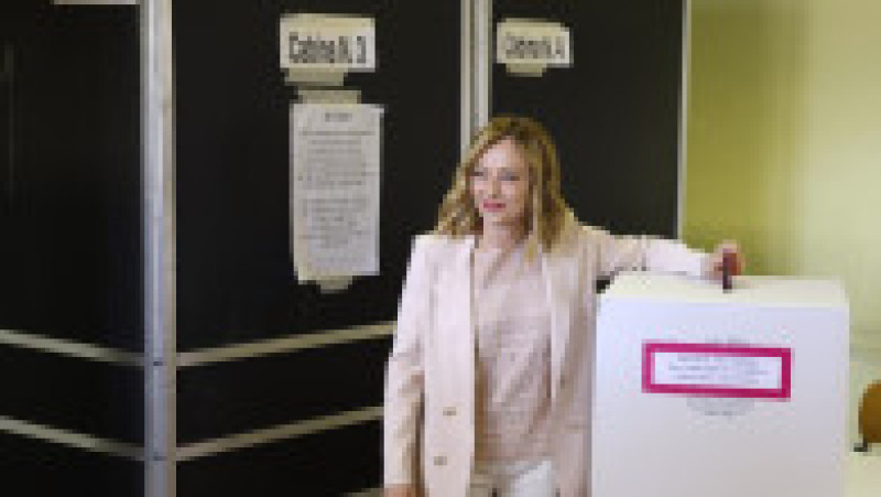 Giorgia Melonia, prim-ministra guvernului Italiei, la vot, la europarlamentare. Foto: Profimedia Images | Poza 2 din 25