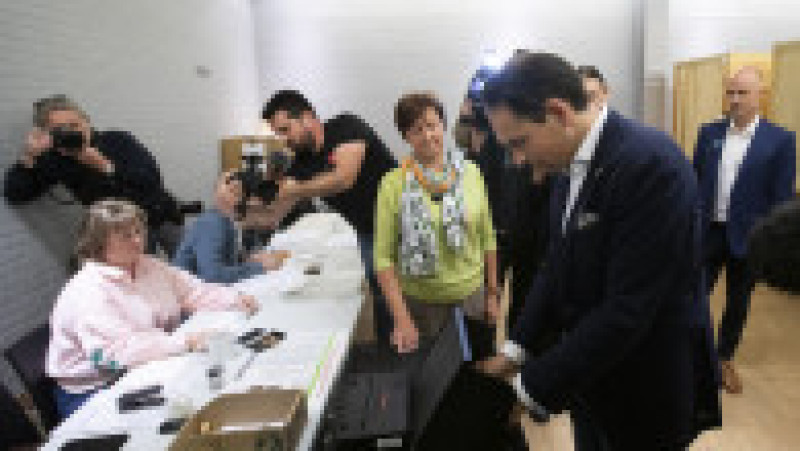 Șef de partid din Belgia, la vot. Foto: Profimedia Images | Poza 21 din 25