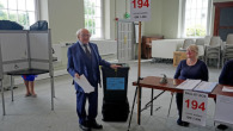 Președintele Irlandei, la vot. Foto: Profimedia Images | Poza 7 din 25