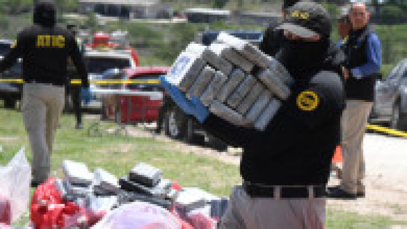 Autoritățile din Honduras au ars peste 5,6 tone de cocaină în cadrul unei ample operațiuni antidrog. FOTO Profimedia Images | Poza 12 din 12