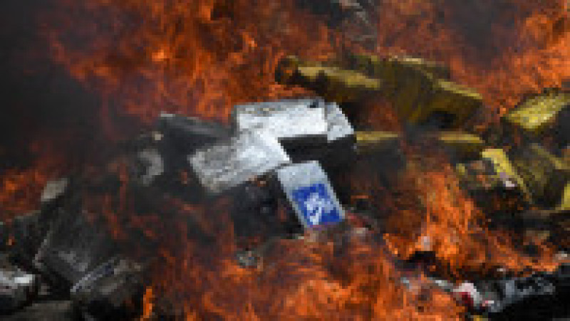 Autoritățile din Honduras au ars peste 5,6 tone de cocaină în cadrul unei ample operațiuni antidrog. FOTO Profimedia Images | Poza 11 din 12