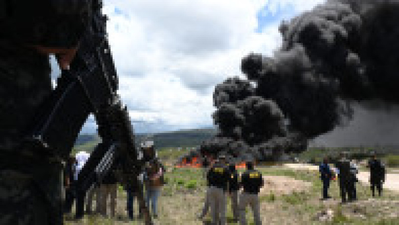 Autoritățile din Honduras au ars peste 5,6 tone de cocaină în cadrul unei ample operațiuni antidrog. FOTO Profimedia Images | Poza 4 din 12