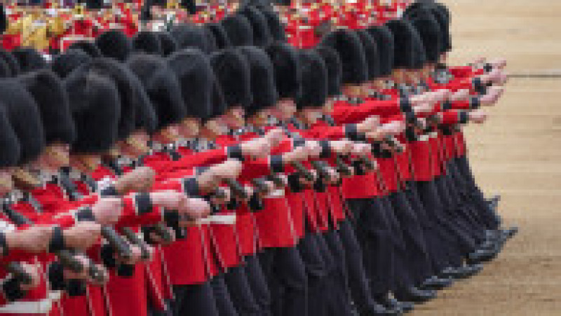 Parada militară organizată în centrul Londrei pentru a marca ziua de naştere oficială a monarhului britanic, regele Charles. Foto: Profimedia Images | Poza 5 din 6