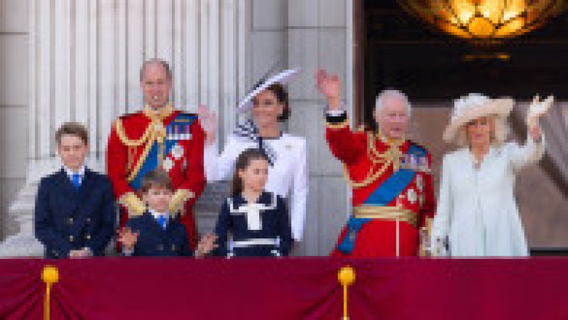 În vârstă de 6 ani, Prințul Louis atrage mereu atenția la evenimente și ceremonii publice cu gesturile sale. Foto: Profimedia Images | Poza 14 din 14