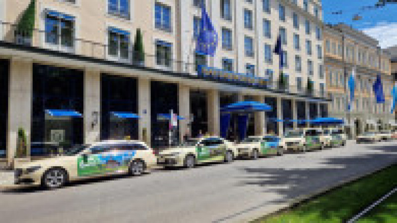România este promovată în Hamburg, Berlin, München şi Frankfurt, pe toată durata Campionatului European de Fotbal. Foto: Facebook/Marcel Ciolacu | Poza 4 din 4