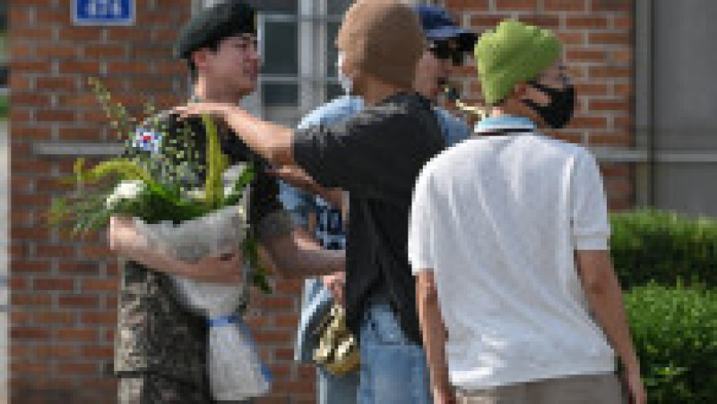 Jin și-a încheiat stagiul militar obligatoriu. Sursa foto: Profimedia Images | Poza 8 din 11