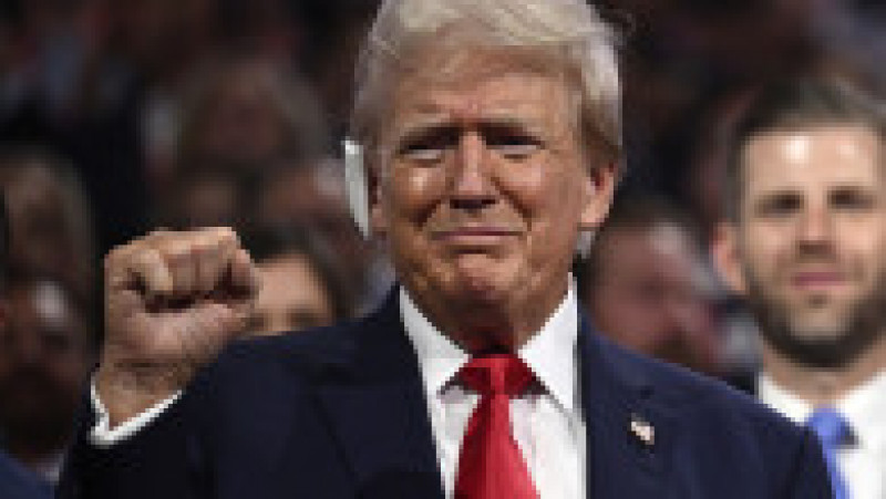 Donald Trump a venit cu urechea bandajată la prima apariție publică după tentativa de asasinat din Pennsylvania. Foto: Profimedia | Poza 12 din 14