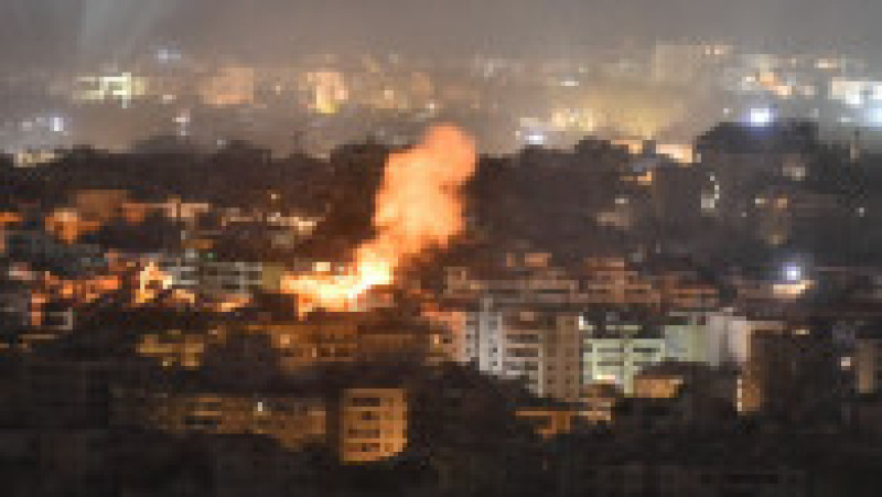 Armata israeliană a anunţat, în noaptea de luni spre marţi, că forţele sale terestre au început raiduri „limitate, localizate şi ţintite” împotriva Hezbollah, în zona de frontieră din sudul Libanului. Foto: Profimedia | Poza 13 din 14