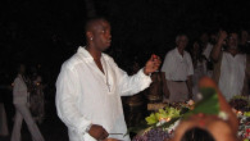 Petrecere „White Party” din 2004, organizată de „P. Diddy”. Foto: Profimedia Images | Poza 1 din 5