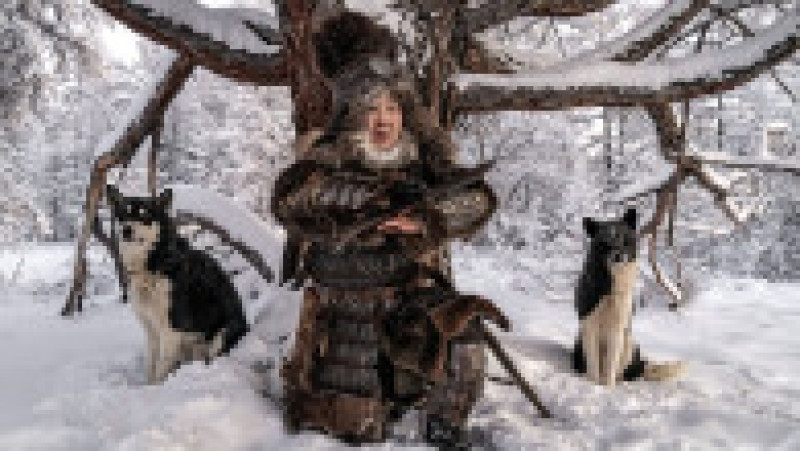 Cei mai mulți dintre oamenii care trăiesc în Oimeakon provin din populațiile Evenki de păstori de reni care, în mod tradițional, au dus o viață de nomazi. Captură foto: X / NatalyaSaprunov | Poza 3 din 17