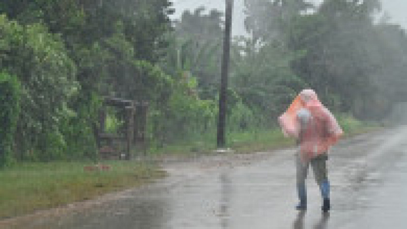 Cuba a rămas din nou fără electricitate, lovită puternic de uraganul Rafael. Foto: Profimedia | Poza 22 din 29