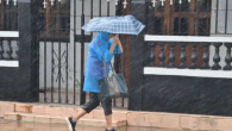 Cuba a rămas din nou fără electricitate, lovită puternic de uraganul Rafael. Foto: Profimedia | Poza 18 din 29