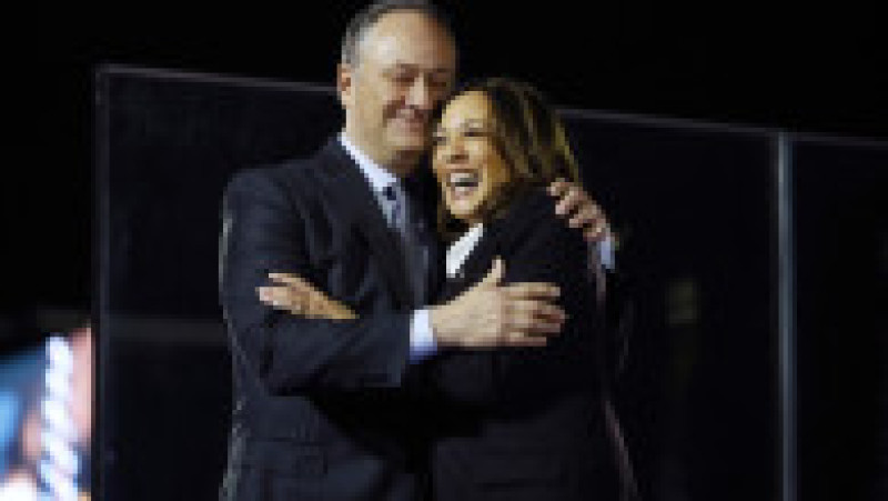 În 2014, Harris, care la acea vreme era senatoare, s-a căsătorit cu avocatul Doug Emhoff, care are doi copii dintr-o altă căsătorie, Cole și Ella. Foto: Profimedia Images | Poza 9 din 14