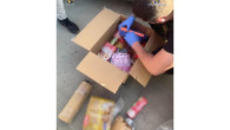 Sute de kilograme de droguri, comprimate şi alte substanţe psihoactive confiscate în cadrul operațiunii „BLIZZARD". Foto: Poliția Română | Poza 7 din 8