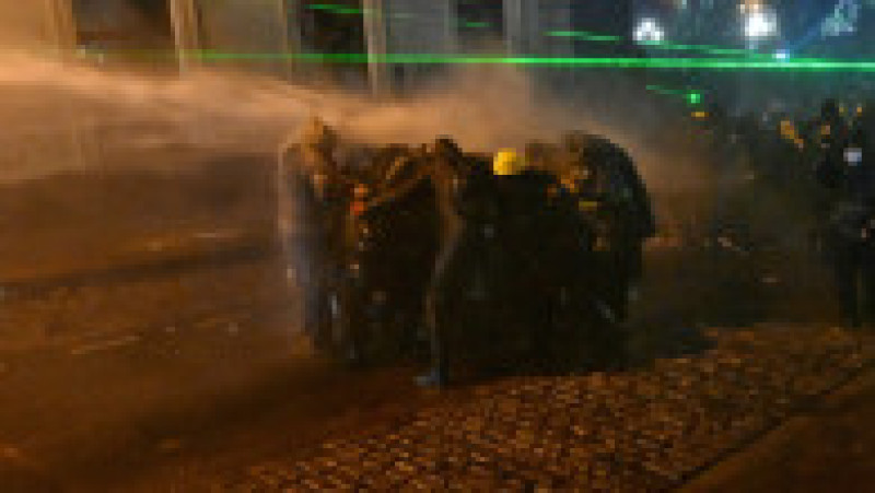 2 decembrie 2024. Protest proeuropean în Georgia: ONU denunță o folosire „disproporționată a forței” împotriva manifestanților. Foto: Profimedia | Poza 8 din 9