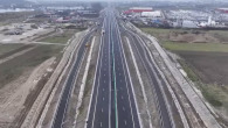 Lucrări la secţiunea Curtea de Argeş - Piteşti a autostrăzii A1. Foto: Facebook/ Ionel Scrioșteanu | Poza 2 din 11