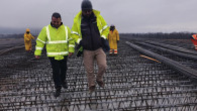 Lucrări la secţiunea Curtea de Argeş - Piteşti a autostrăzii A1. Foto: Facebook/ Ionel Scrioșteanu | Poza 3 din 11