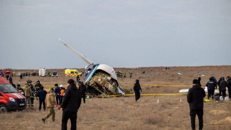 Avionul Embraer 190 prăbușit de Crăciun în Kazahstan era operat de Azerbaijan Airlines Foto: Profimedia