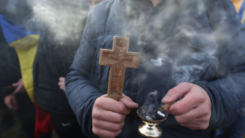 Susținători ai lui Călin Georgescu participă la un miting de protest în dreptul sediului Curții Constituționale din București, 10 ianuarie 2025. Inquam Photos / George Călin
