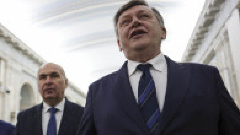 Consiliul Național al PNL pentru validarea lui Crin Antonescu în rolul de candidat al coaliției la alegerile prezidentiale din mai 2025. Foto: Inquam Photos / Octav Ganea | Poza 5 din 10