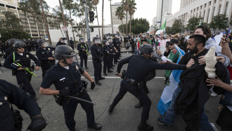 Marșul „O zi fără imigranți” la Los Angeles. Foto: Profimedia