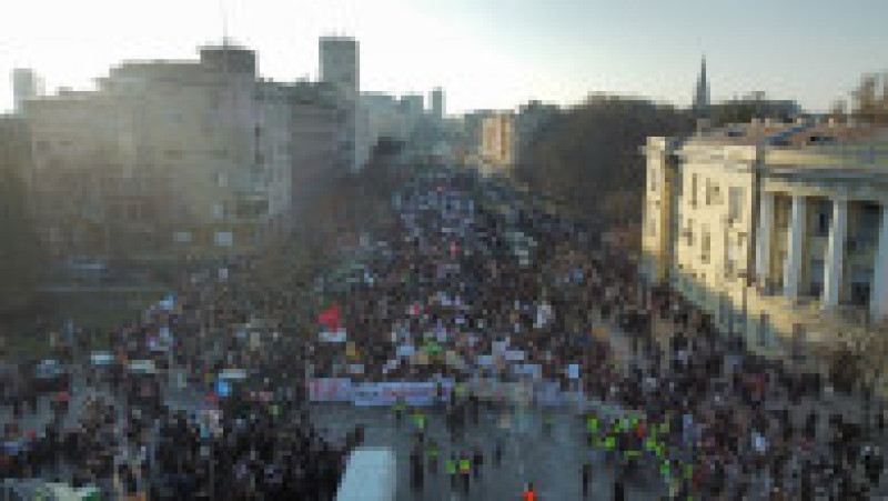 Zeci de mii de oameni s-au adunat la Novi Sad pentru a participa la blocajele numite „Trei luni - trei poduri”. Foto: Profimedia | Poza 3 din 8