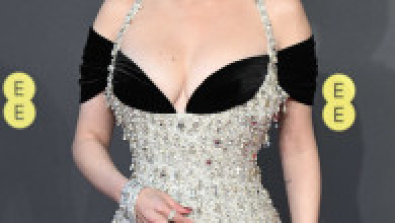 Selena Gomez a fost glamour într-o rochie Schiaparelli personalizată. Foto: Profimedia | Poza 5 din 15