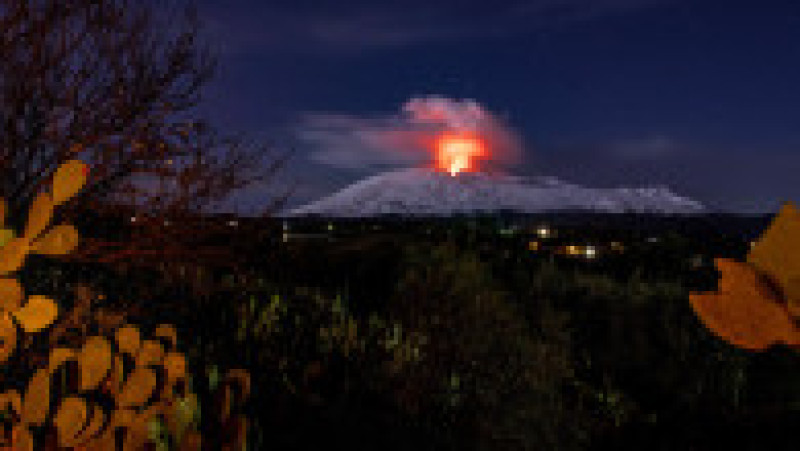Activitatea vulcanică continuă pe Muntele Etna din Italia. Foto: Profimedia | Poza 3 din 5