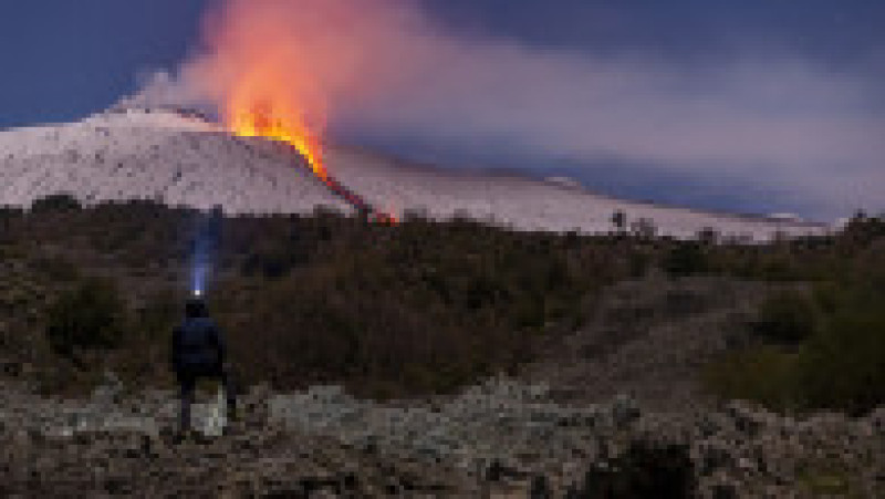 Activitatea vulcanică continuă pe Muntele Etna din Italia. Foto: Profimedia | Poza 1 din 5