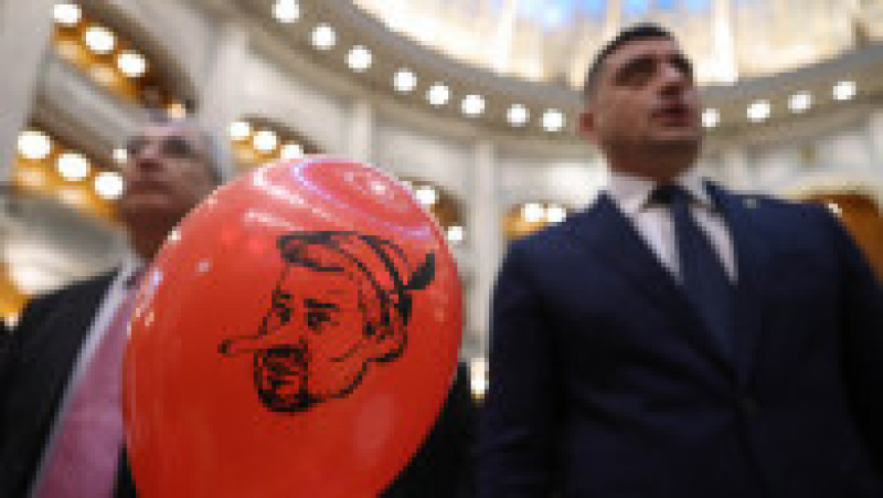 Dezbateri aprinse la moțiunea de cenzură împotriva Guvernului Ciolacu. Foto: Inquam Photos / George Călin | Poza 4 din 10