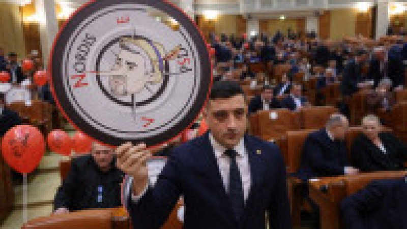 Dezbateri aprinse la moțiunea de cenzură împotriva Guvernului Ciolacu. Foto: Inquam Photos / George Călin | Poza 1 din 10