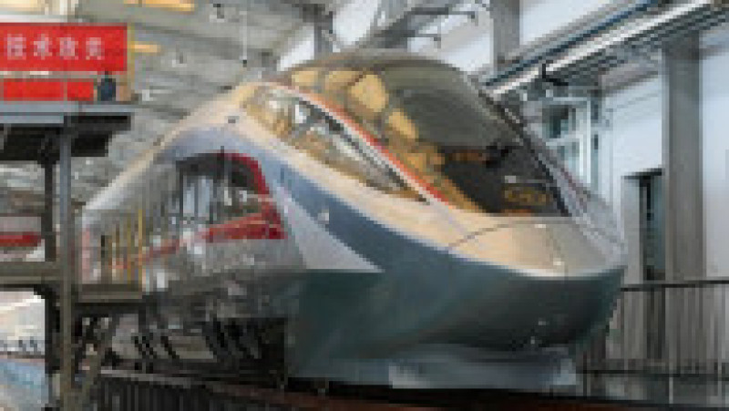 Cel mai rapid tren de mare viteză din lume, CR450, se află în teste la Beijing. Foto: Profimedia | Poza 15 din 18