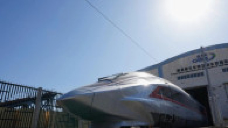 Cel mai rapid tren de mare viteză din lume, CR450, se află în teste la Beijing. Foto: Profimedia | Poza 10 din 18