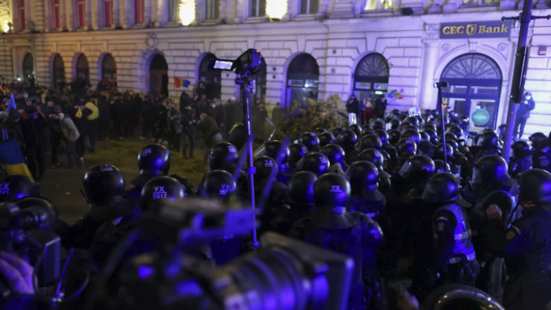 Violențe în București după decizia BEC. Foto: Inquam Photos / George Călin
