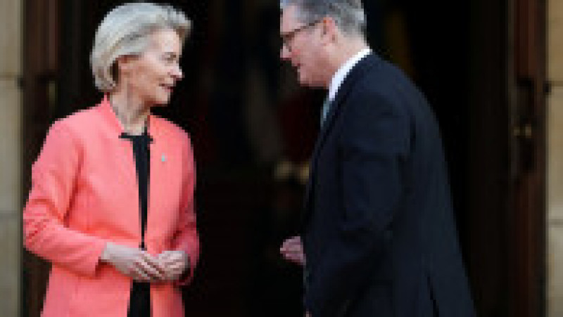 Keir Starmer o primește pe Ursula von der Leyen în Downing Street, pentru summitul apărării de la Londra. Foto: Profimedia | Poza 8 din 17