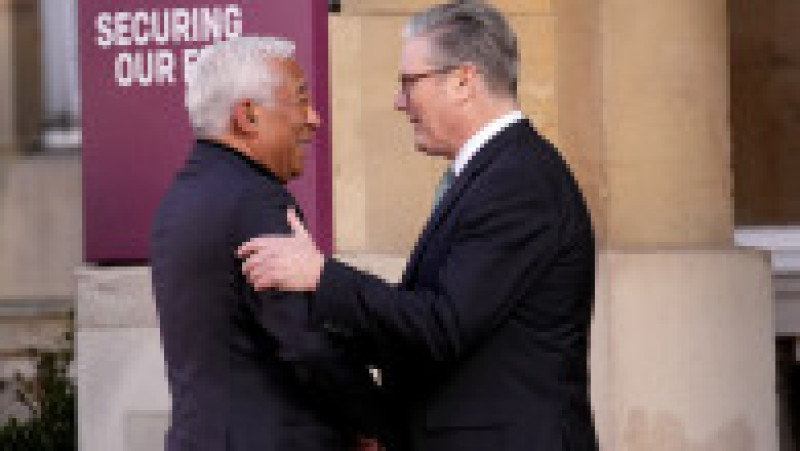 Keir Starmer și președintele Consiliului European, Antonio Costa. Foto: Profimedia | Poza 17 din 17