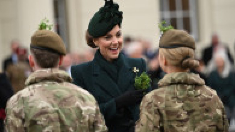 Prințesa Kate a celebrat Ziua Sfântului Patrick cu Garda Irlandeză. Sursa foto: Profimedia Images | Poza 16 din 16