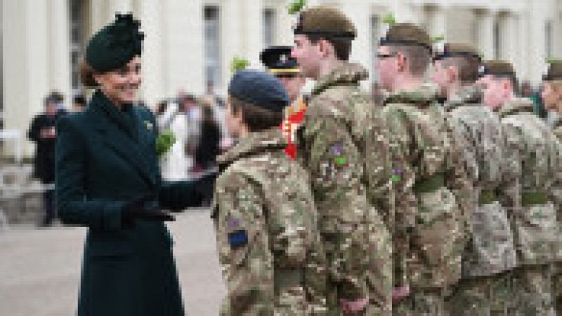 Prințesa Kate a celebrat Ziua Sfântului Patrick cu Garda Irlandeză. Sursa foto: Profimedia Images | Poza 15 din 16