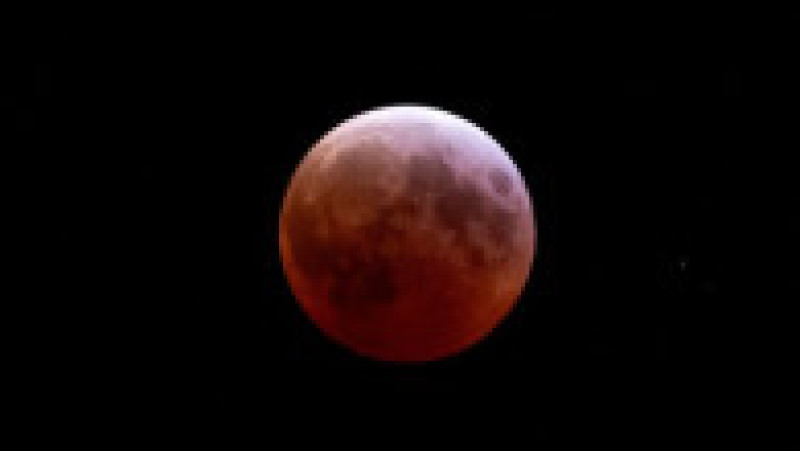 Lună roşie cu ocazia unei eclipse totale. Foto: Profimedia | Poza 19 din 19